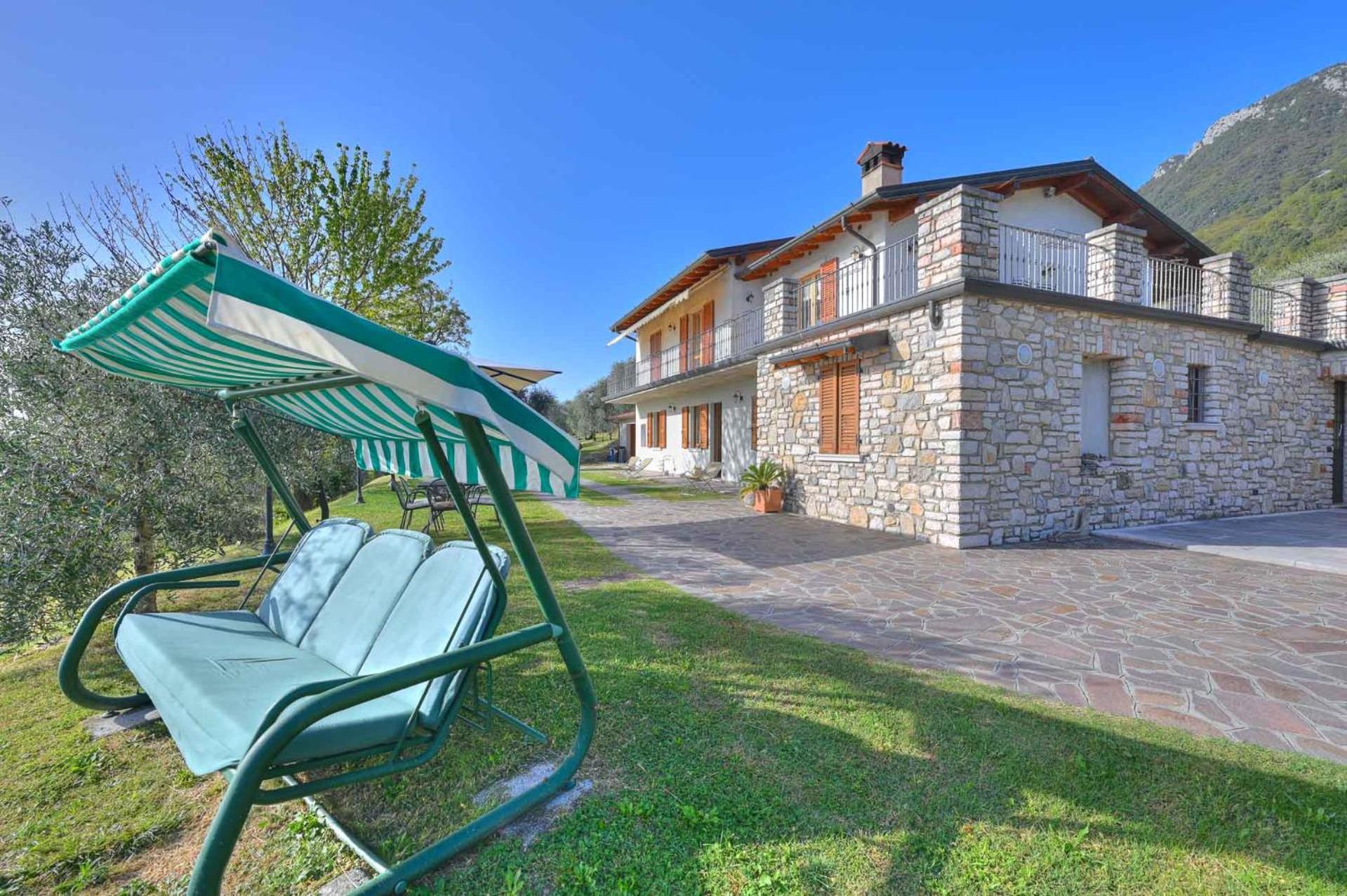 Agriturismo L'Uliveto ガルニャーノ エクステリア 写真