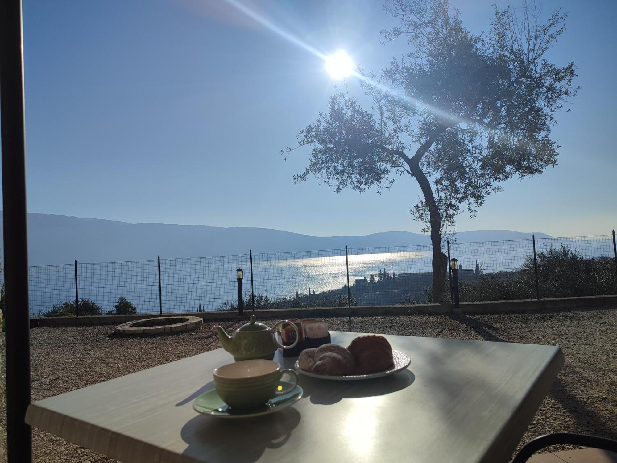 Agriturismo L'Uliveto ガルニャーノ エクステリア 写真